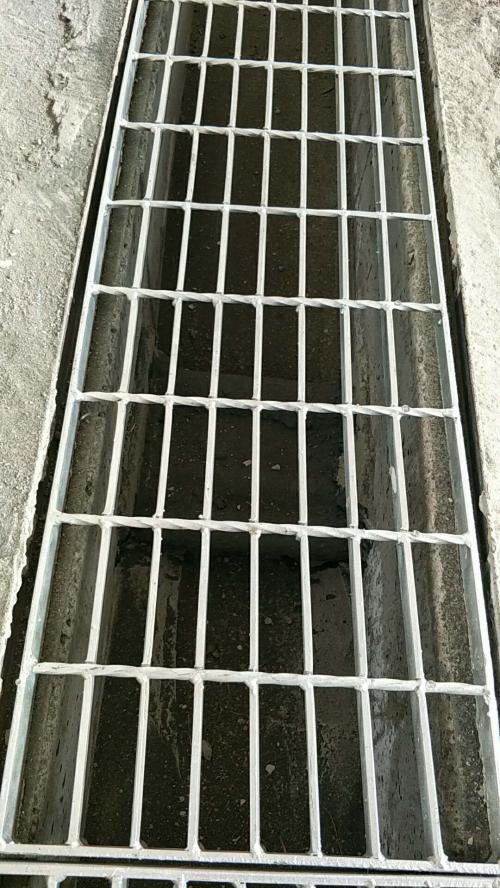 熱浸鋅鋼格板蓋板