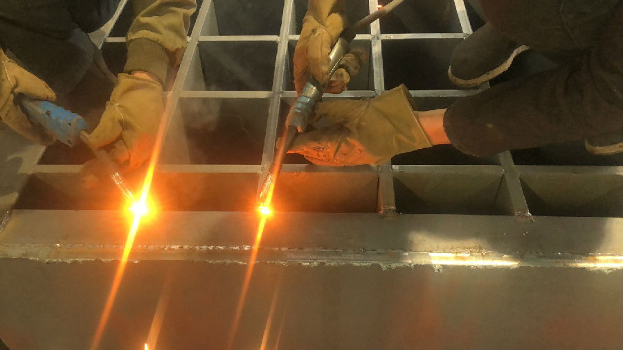 熱鍍鋅插接格柵板