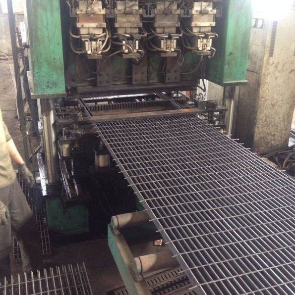 熱鍍鋅防滑溝蓋板