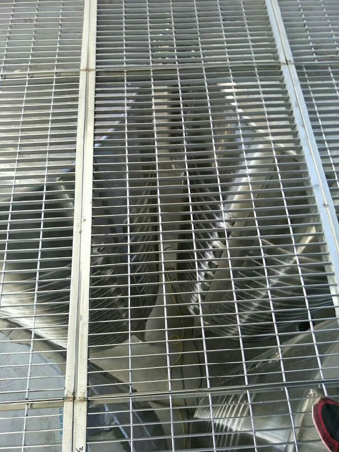 不銹鋼格柵板廠