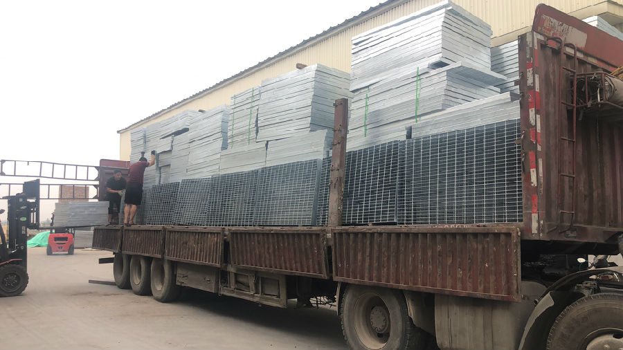 化工廠熱浸鋅鋼格板