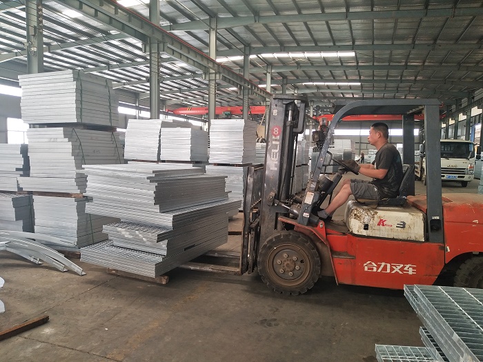 熱鍍鋅異形鋼格板平臺