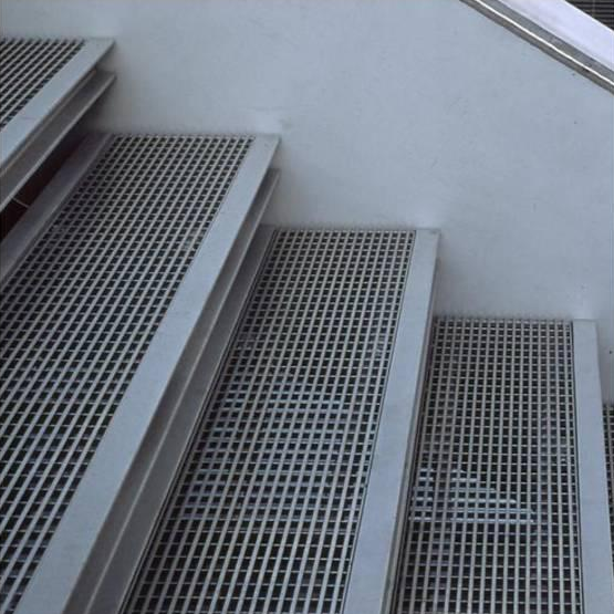 踏步鍍鋅鋼格柵工廠