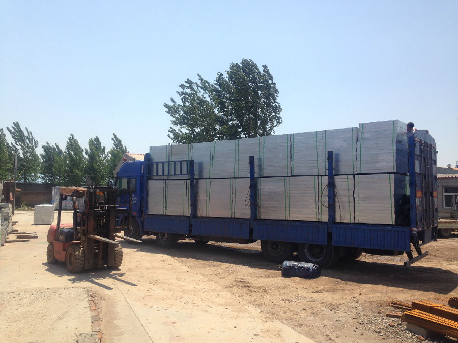 插接熱鍍鋅格柵板安裝