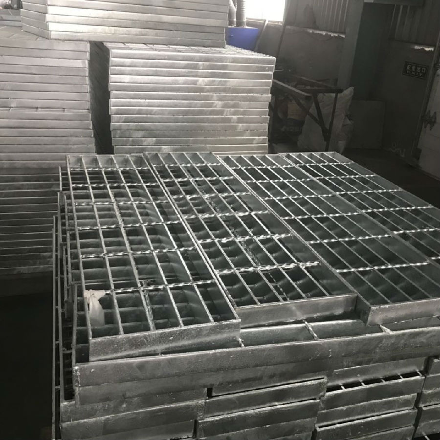 平臺鍍鋅網格柵板
