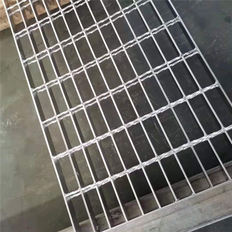 304不銹鋼鋼格柵